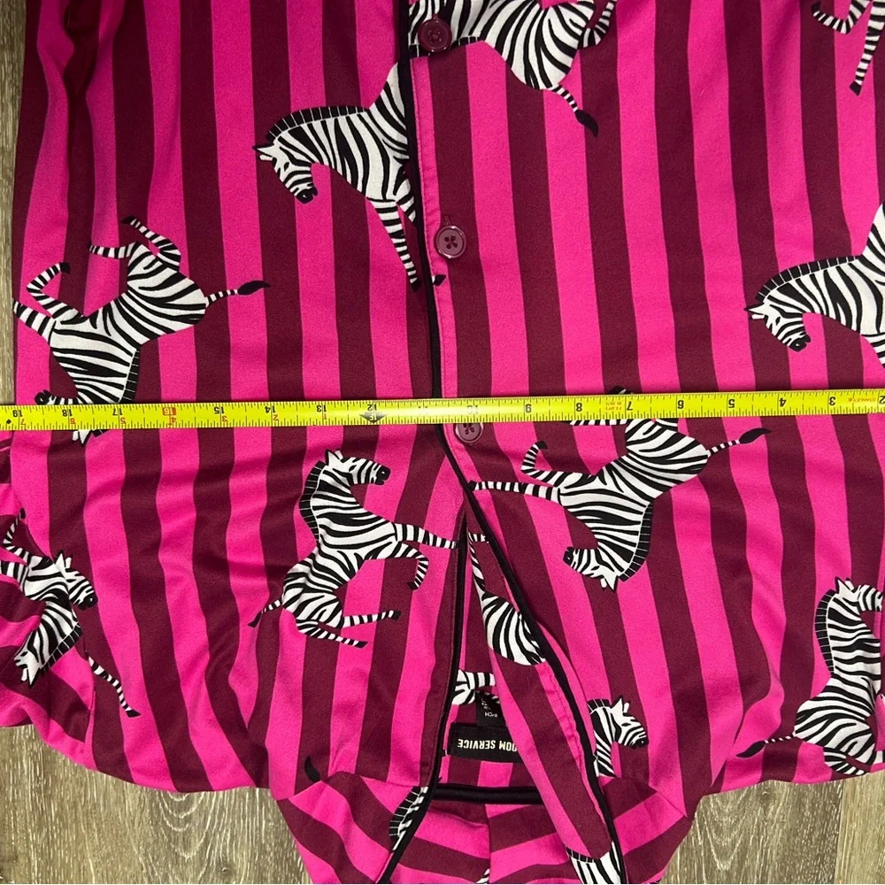 Room Service 2PC Womens Pajama Set Pink Zebra Small Lounge Sleepwear Soft Cozy - Picture 11 of 14